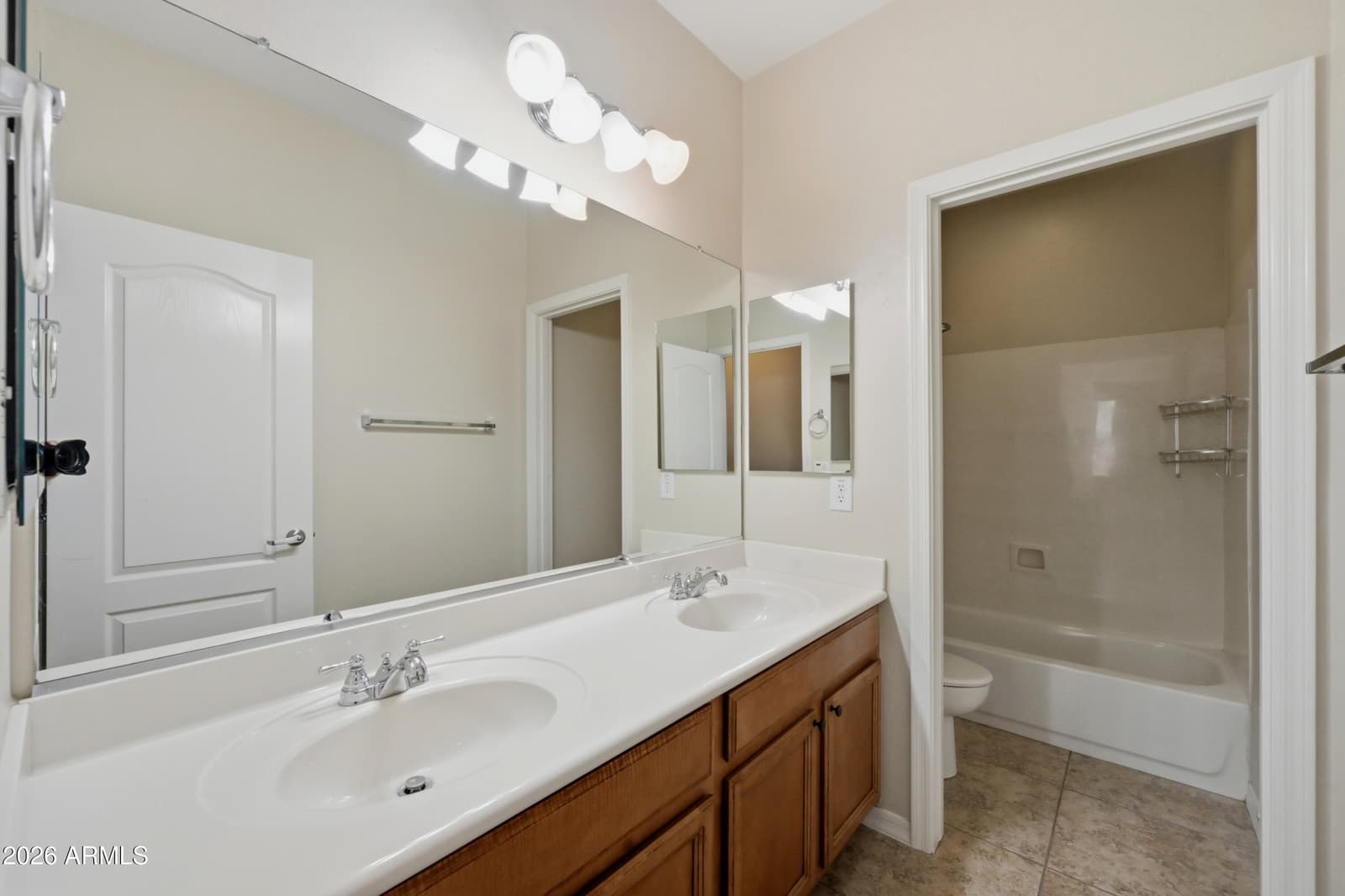 3353 E CANYON Way, Chandler, AZ 85249 — photo 37 of 49
