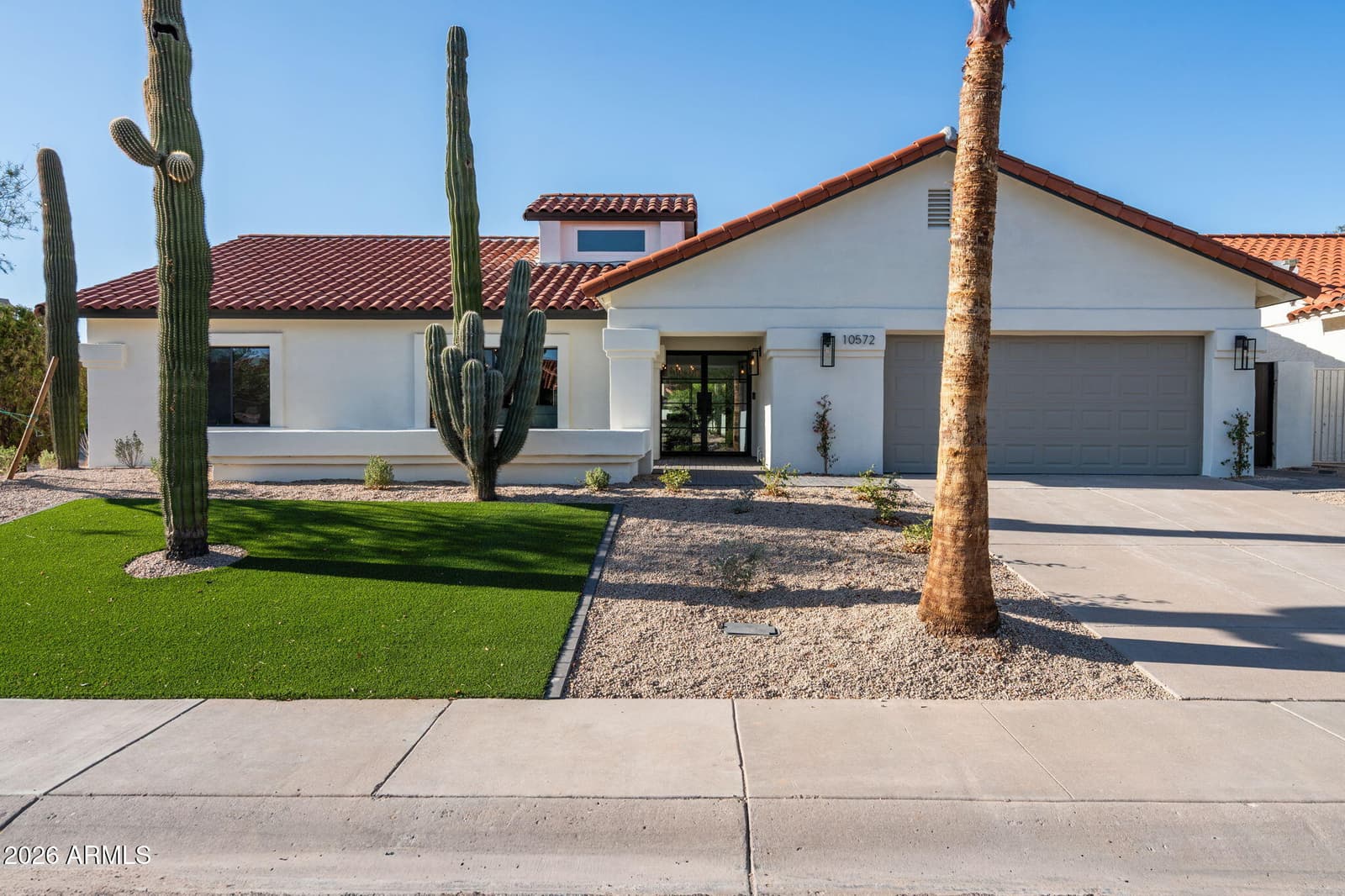10572 E BELLA VISTA Drive, Scottsdale, AZ 85258 — photo 1 of 52