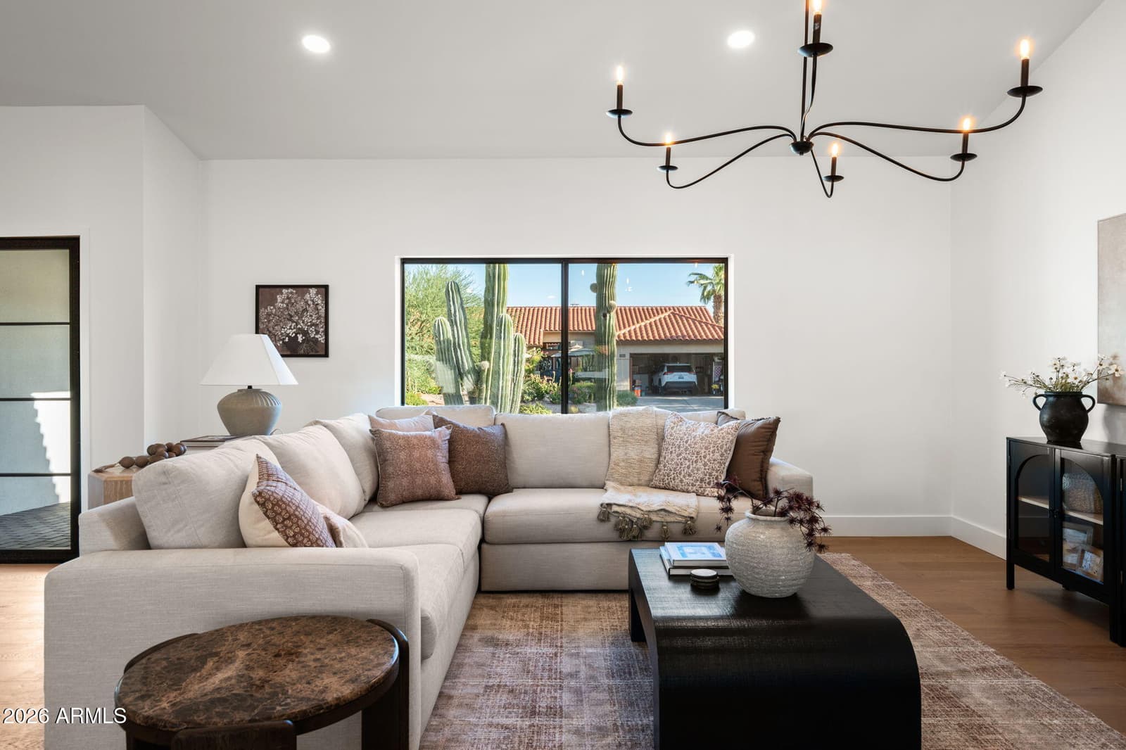 10572 E BELLA VISTA Drive, Scottsdale, AZ 85258 — photo 7 of 52