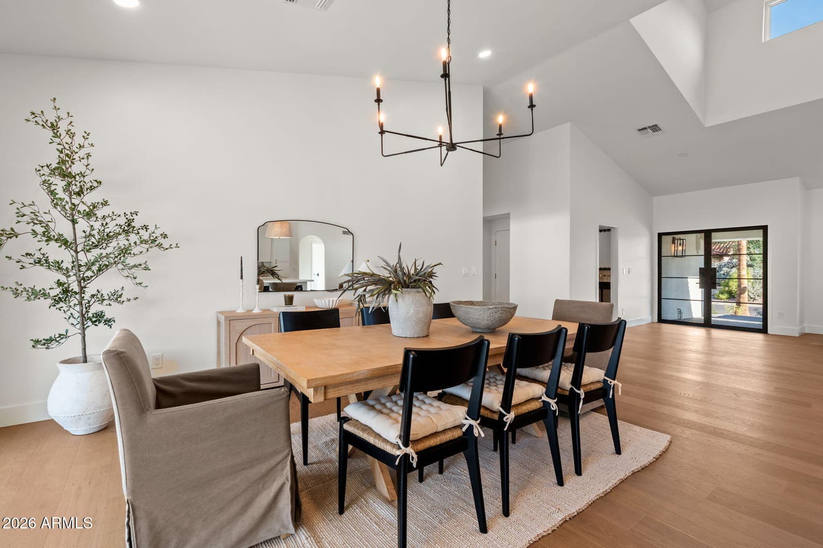 10572 E BELLA VISTA Drive, Scottsdale, AZ 85258 — photo 11 of 52