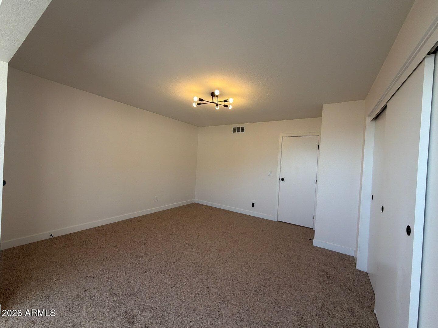 1601 W SUNNYSIDE Drive 121, Phoenix, AZ 85029 — photo 23 of 38