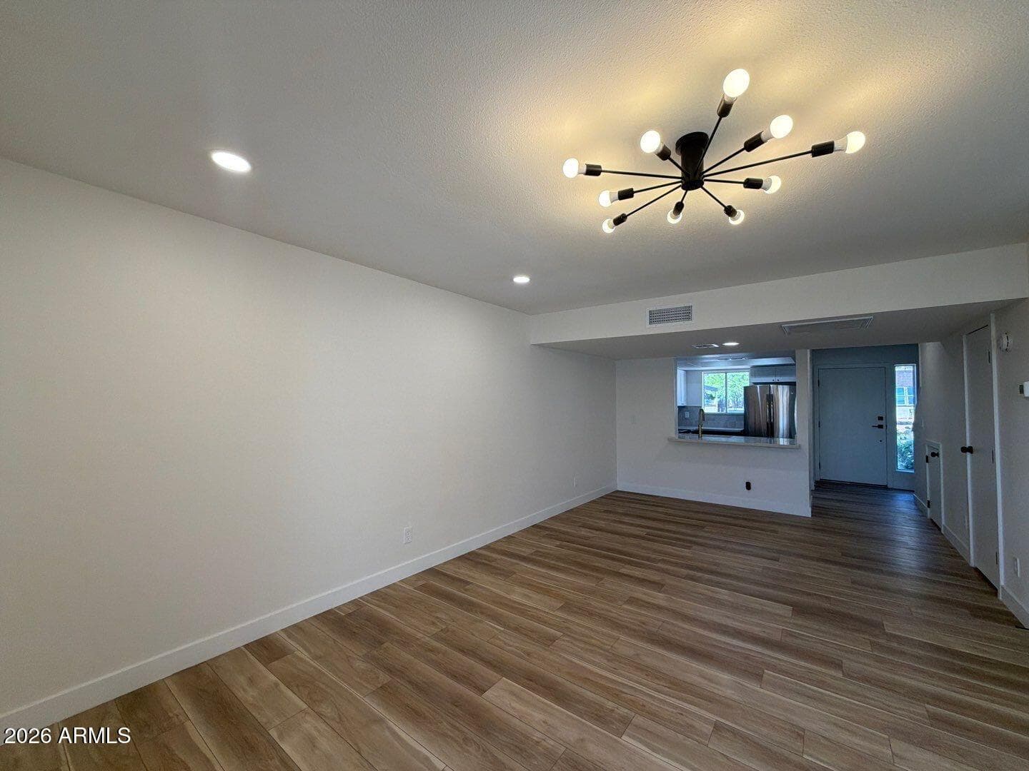 1601 W SUNNYSIDE Drive 121, Phoenix, AZ 85029 — photo 12 of 38