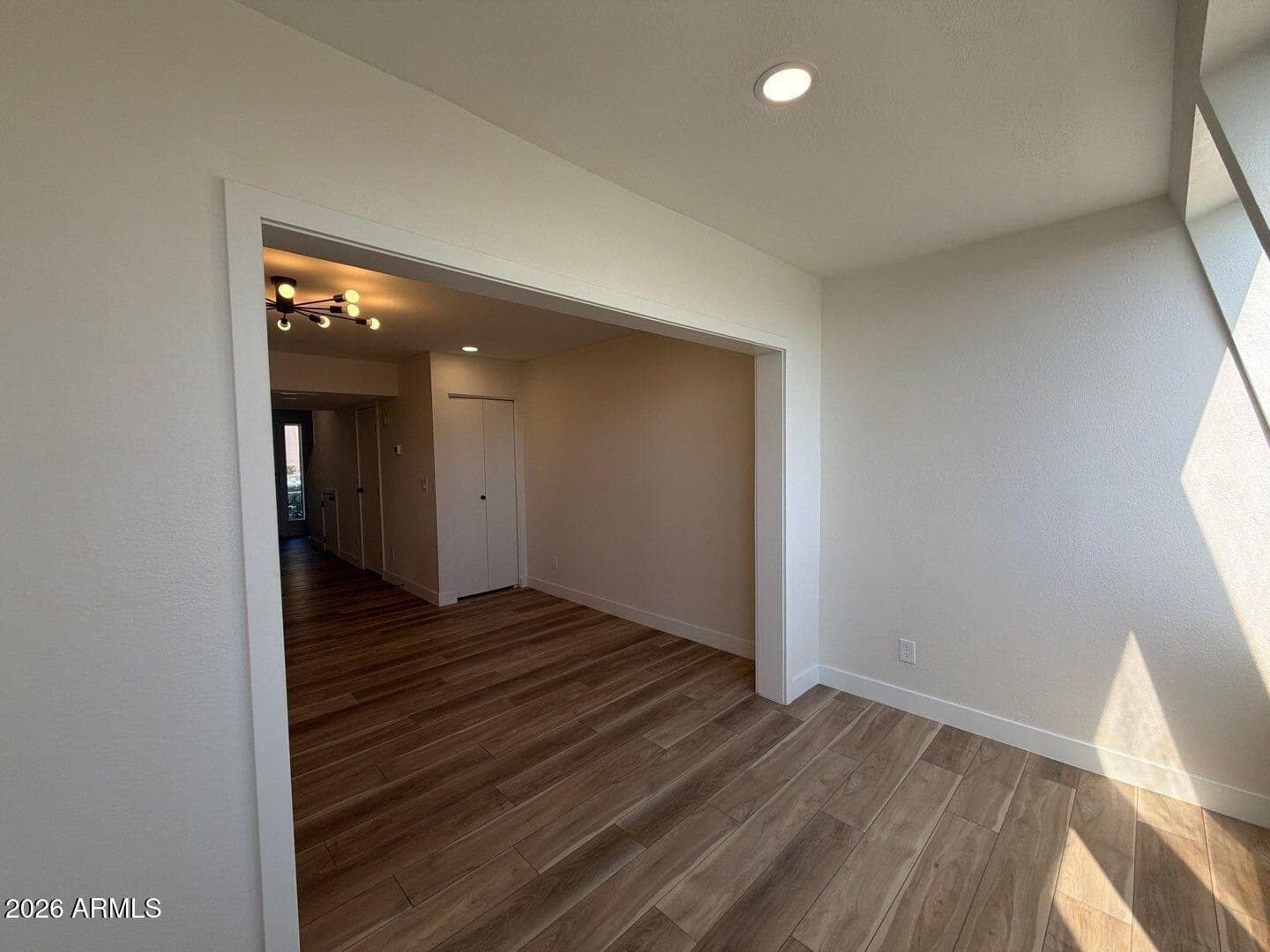 1601 W SUNNYSIDE Drive 121, Phoenix, AZ 85029 — photo 21 of 38