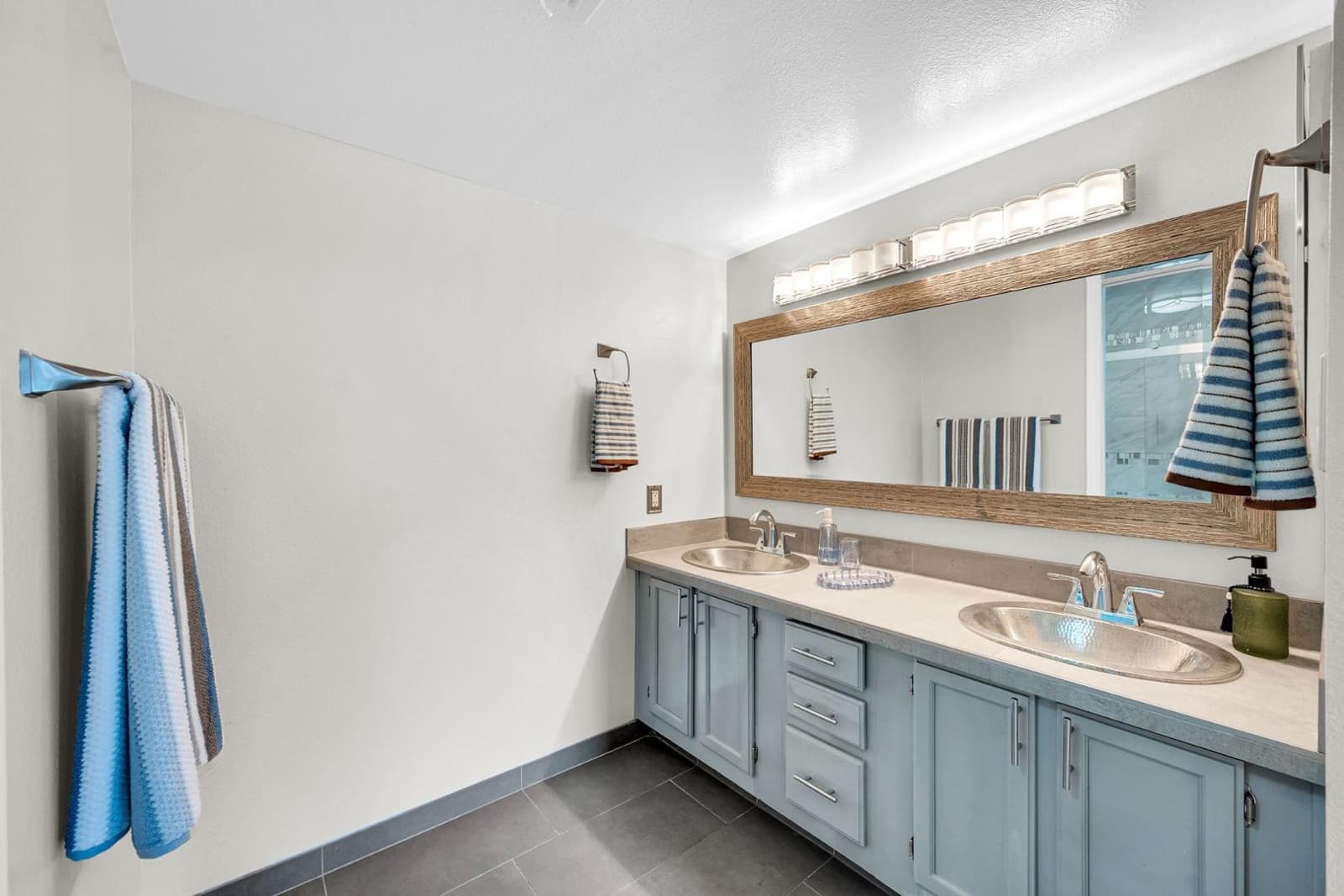 9115 E PURDUE Avenue 213, Scottsdale, AZ 85258 — photo 12 of 28
