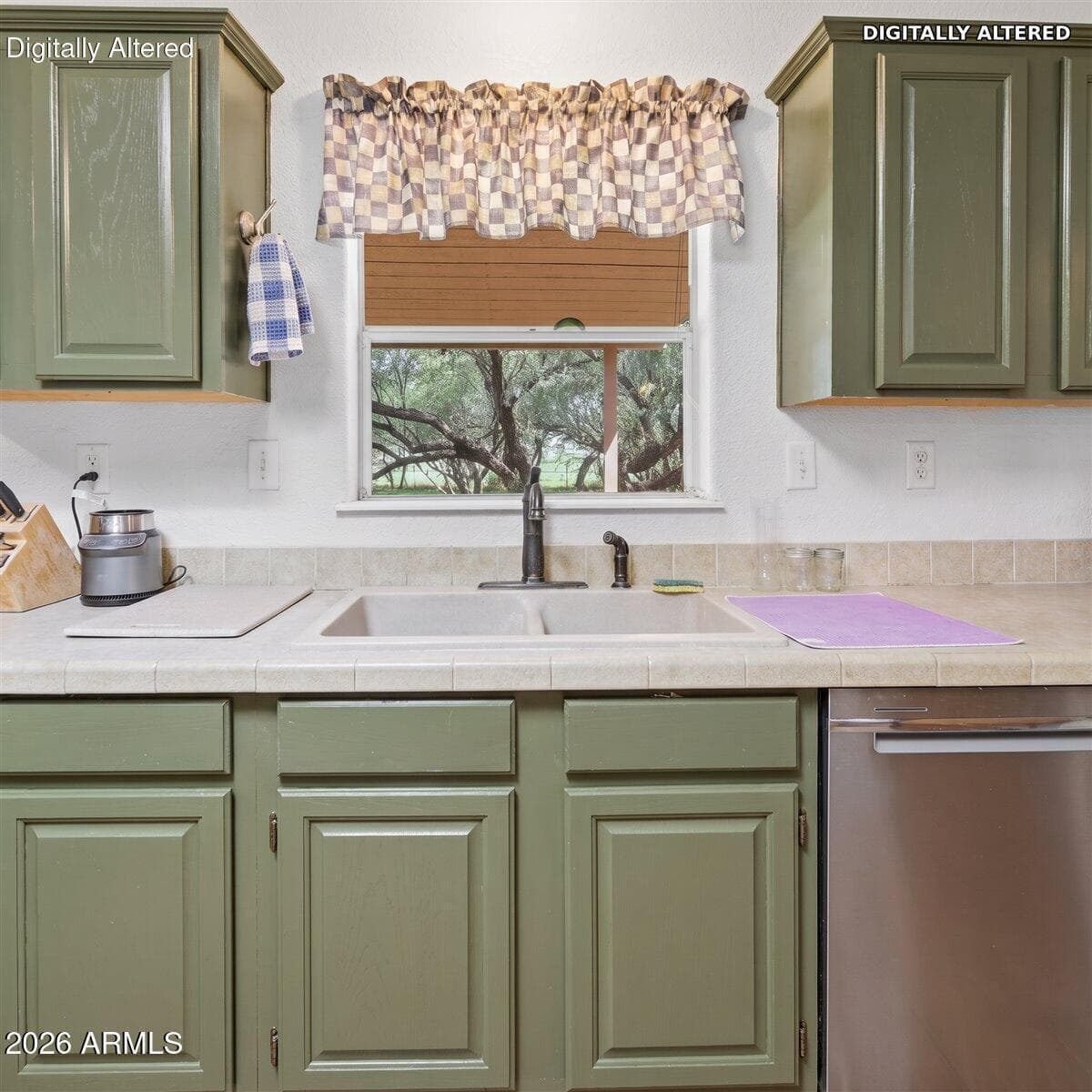 2064 W CALLE SALIDA, Camp Verde, AZ 86322 — photo 10 of 88