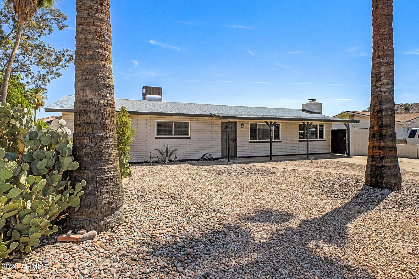 9041 E GARY Lane, Mesa, AZ 85207 — photo 2 of 25
