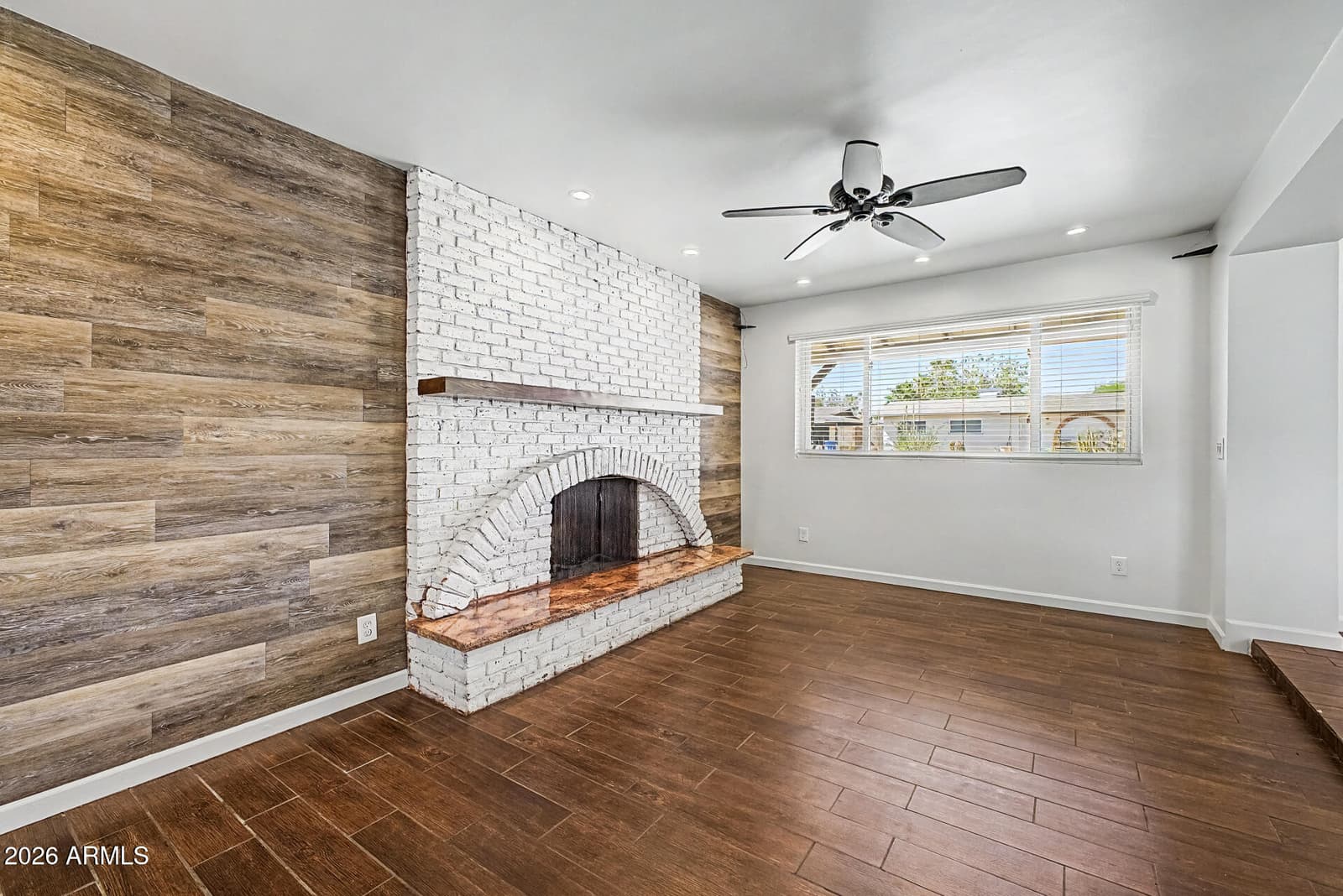 9041 E GARY Lane, Mesa, AZ 85207 — photo 5 of 25