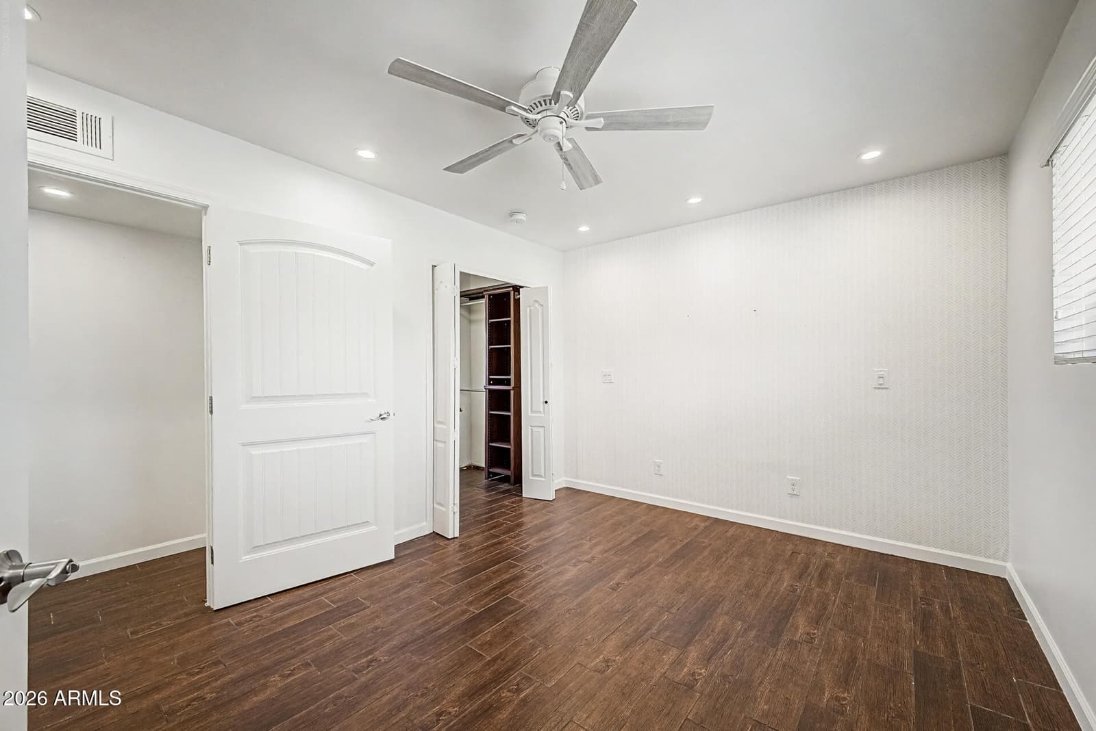 9041 E GARY Lane, Mesa, AZ 85207 — photo 17 of 25