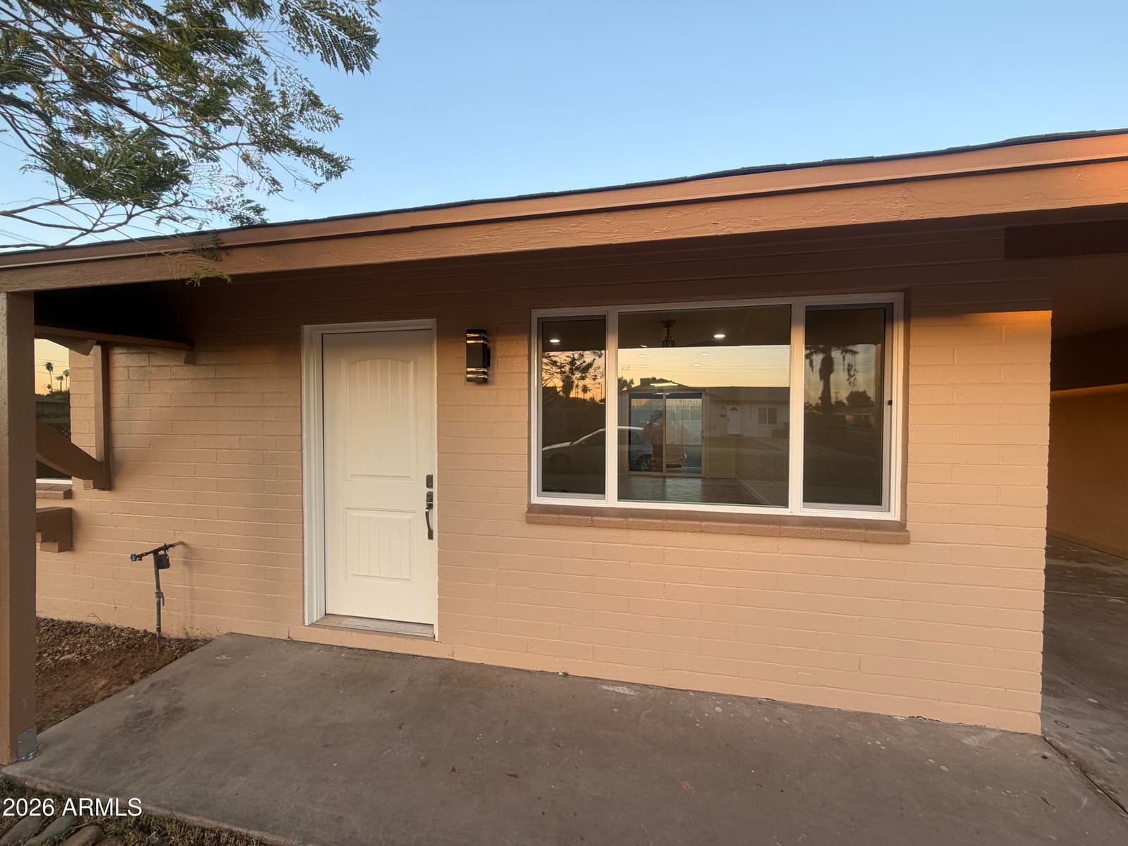 8843 N 40TH Avenue, Phoenix, AZ 85051 — photo 4 of 39