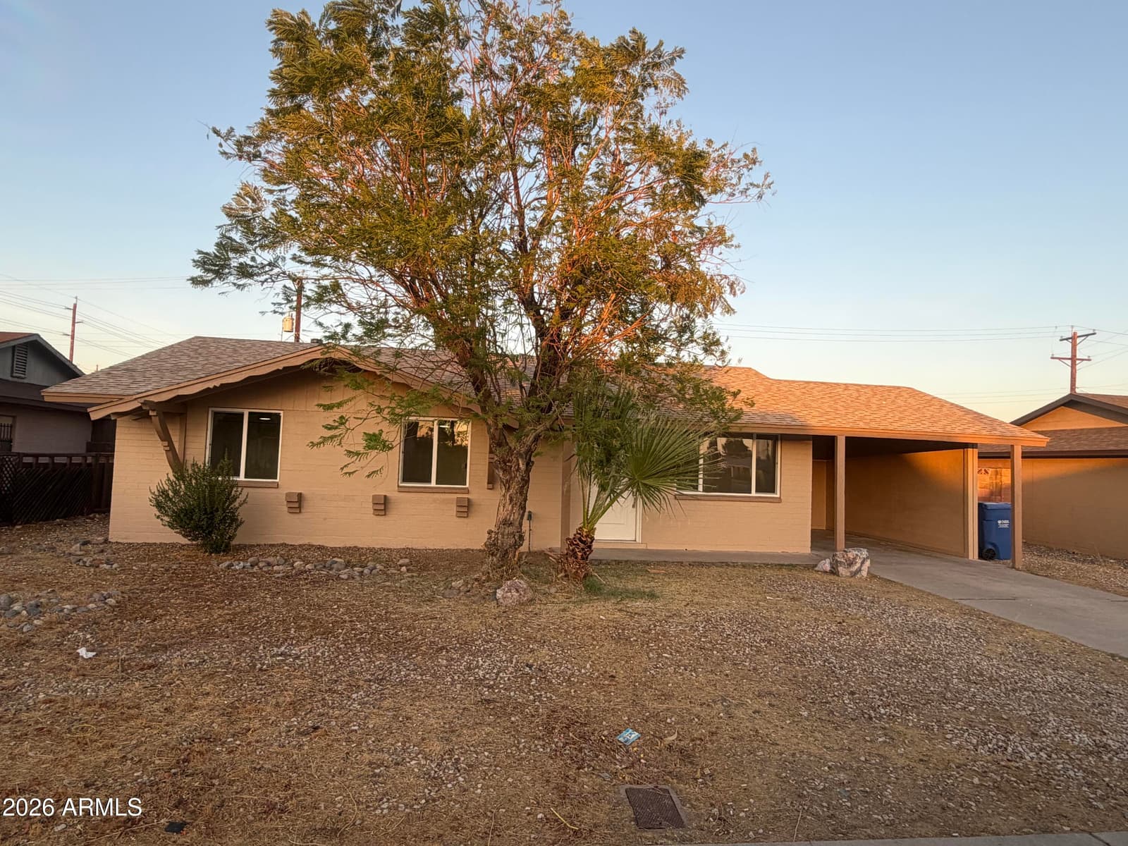 8843 N 40TH Avenue, Phoenix, AZ 85051 — photo 2 of 39