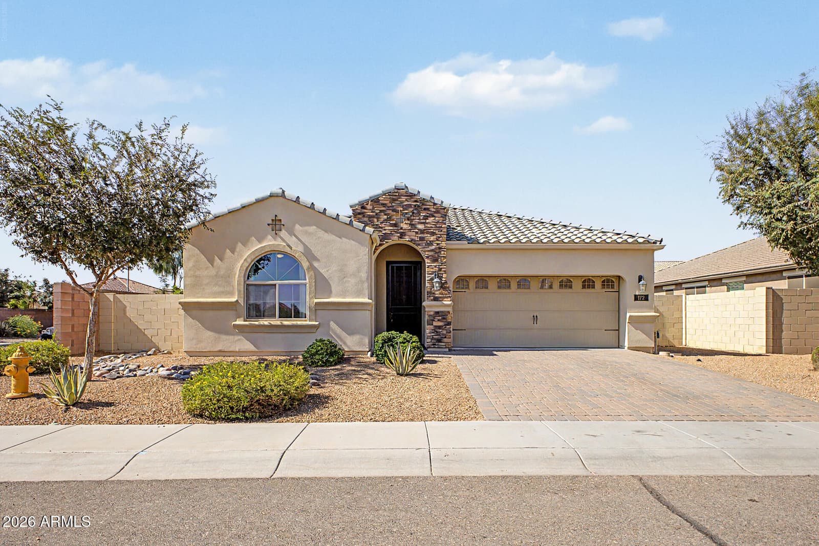 172 E CRESCENT Place, Chandler, AZ 85249 — photo 2 of 36