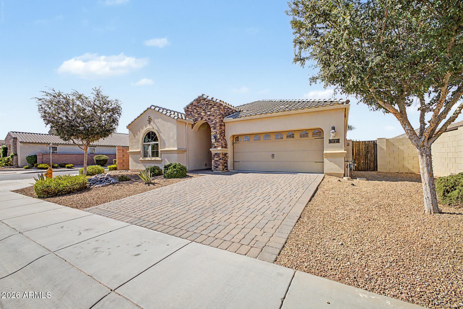 172 E CRESCENT Place, Chandler, AZ 85249 — photo 5 of 36