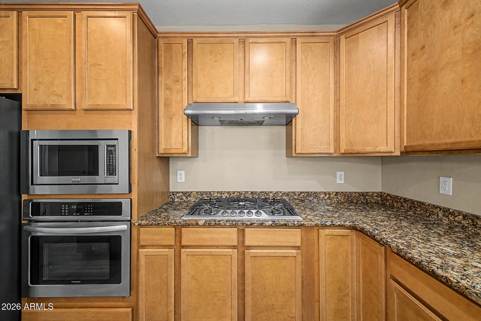 172 E CRESCENT Place, Chandler, AZ 85249 — photo 13 of 36