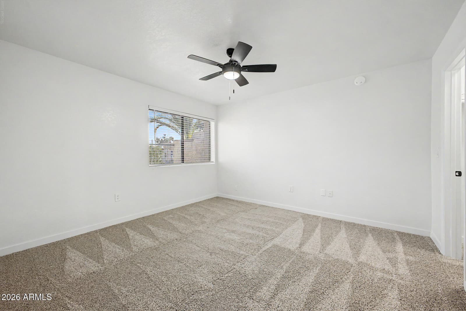 16624 E PALISADES Boulevard 102, Fountain Hills, AZ 85268 — photo 5 of 16