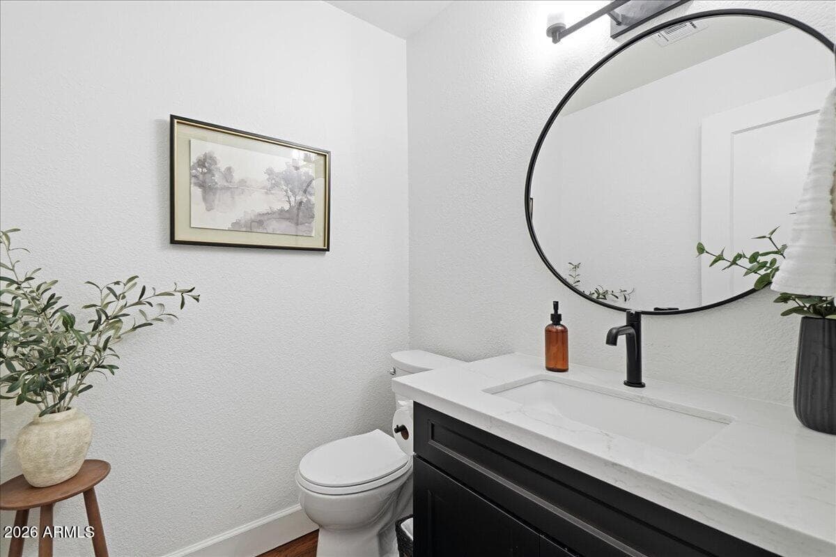 1819 E MONARCH BAY Drive, Gilbert, AZ 85234 — photo 23 of 67