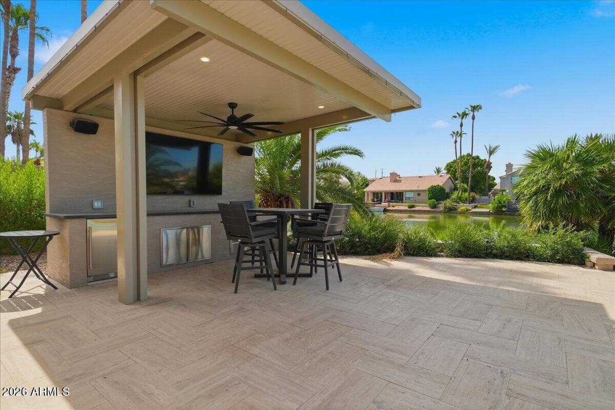 1819 E MONARCH BAY Drive, Gilbert, AZ 85234 — photo 54 of 67