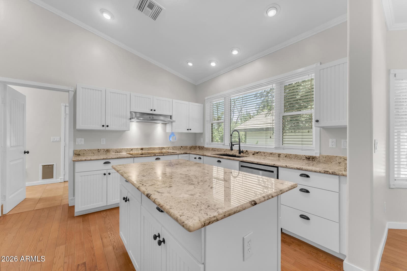2720 W HARVEST GROVES Lane, Phoenix, AZ 85041 — photo 24 of 95