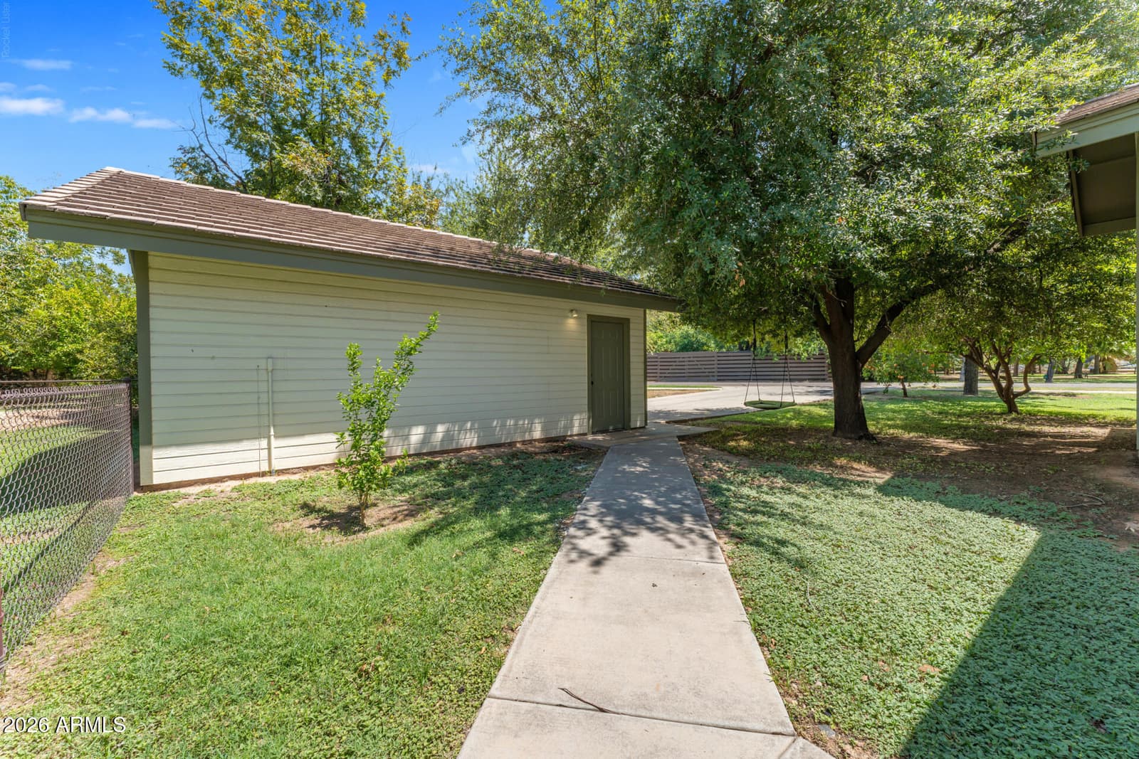 2720 W HARVEST GROVES Lane, Phoenix, AZ 85041 — photo 76 of 95