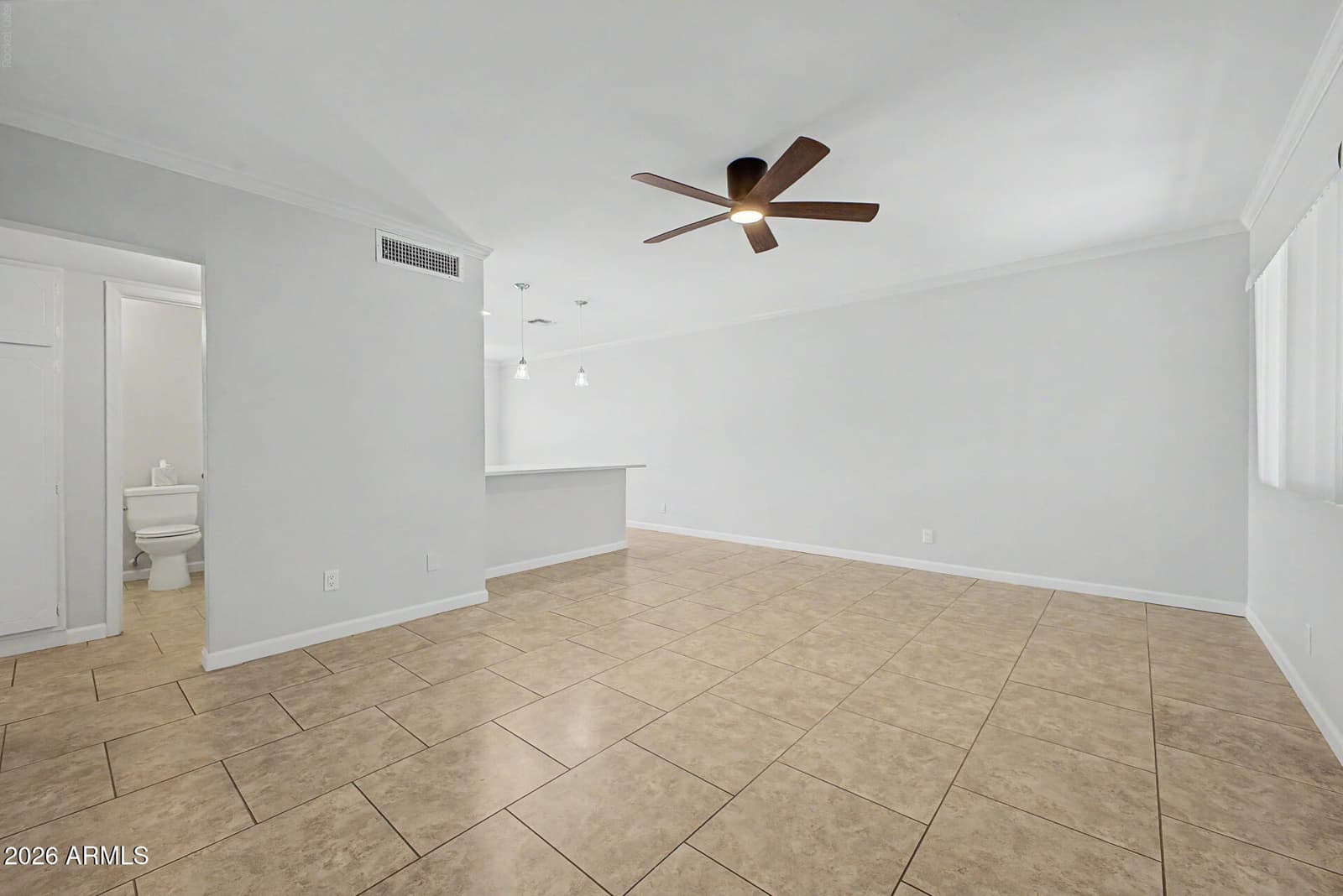 721 E MONTEBELLO Avenue 210, Phoenix, AZ 85014 — photo 6 of 30