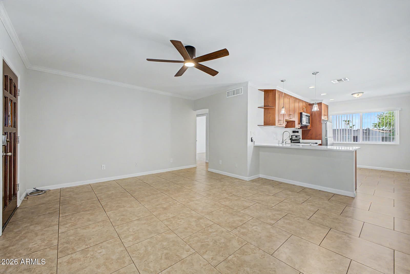 721 E MONTEBELLO Avenue 210, Phoenix, AZ 85014 — photo 7 of 30