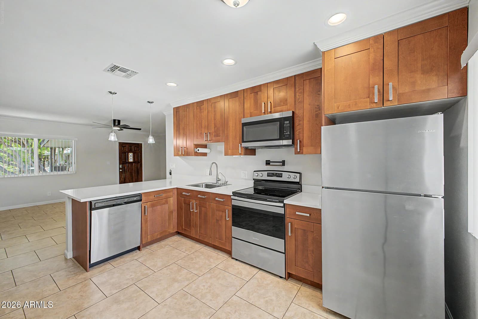 721 E MONTEBELLO Avenue 210, Phoenix, AZ 85014 — photo 10 of 30
