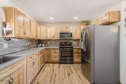 2540 W DIAMOND Drive, Benson, AZ 85602 — photo 12 of 54