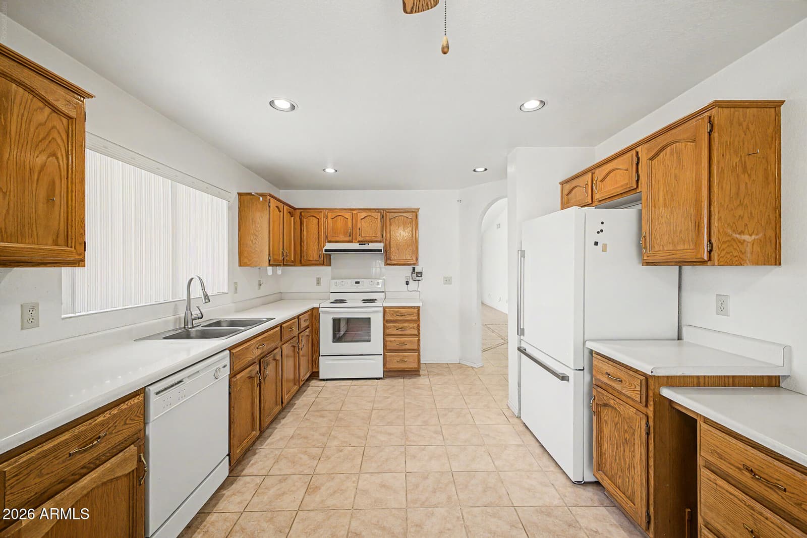 25802 S HOWARD Drive, Sun Lakes, AZ 85248 — photo 16 of 39