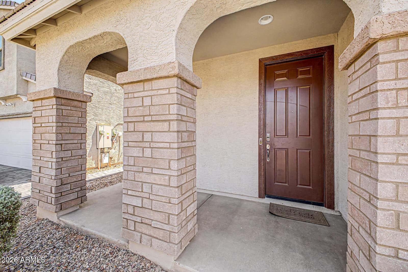3811 S 57TH Drive, Phoenix, AZ 85043 — photo 5 of 36