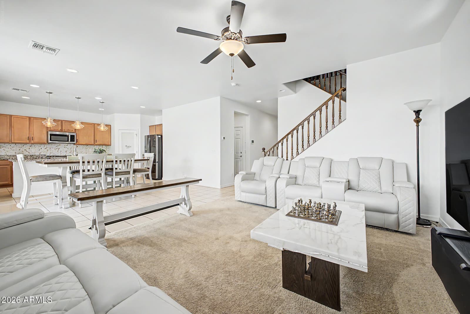 3811 S 57TH Drive, Phoenix, AZ 85043 — photo 9 of 36
