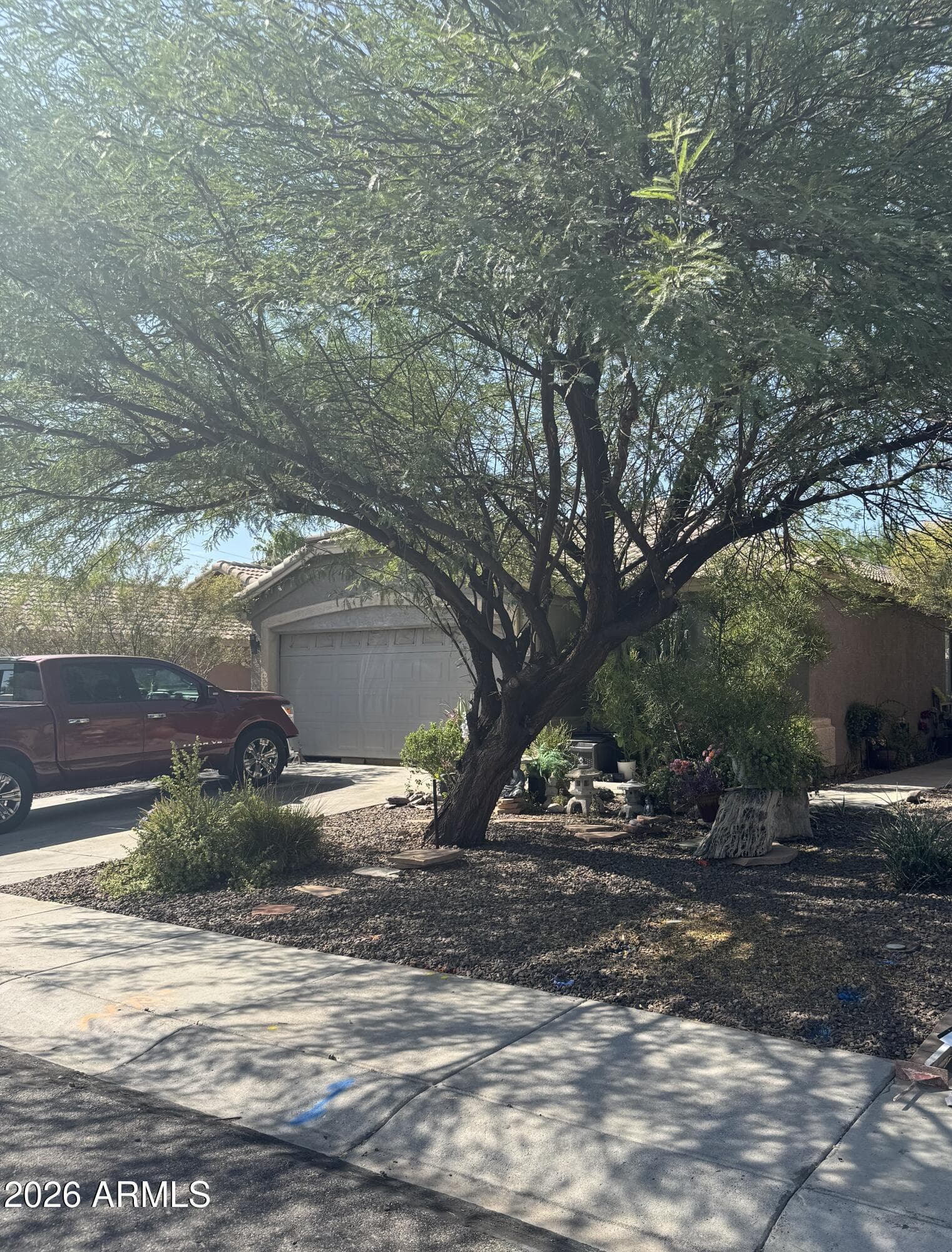 11348 W PINEHOLLOW Drive, Surprise, AZ 85378 — photo 1 of 15
