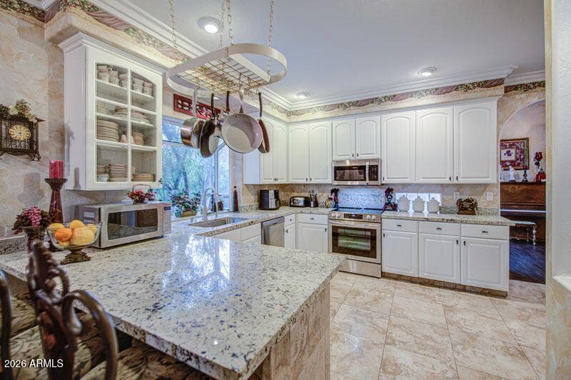 2201 E TAHITIAN Way, Gilbert, AZ 85234 — photo 12 of 138
