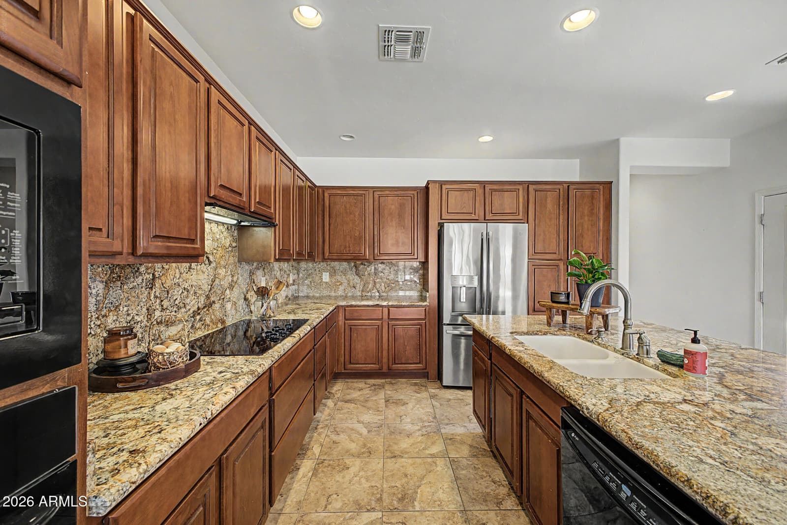 59927 E ARROYO GRANDE Drive, Oracle, AZ 85623 — photo 16 of 40