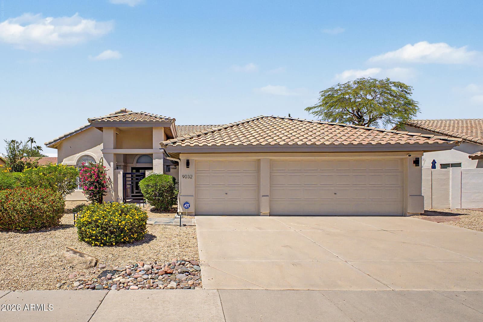 9032 E LARKSPUR Drive, Scottsdale, AZ 85260 — photo 1 of 39