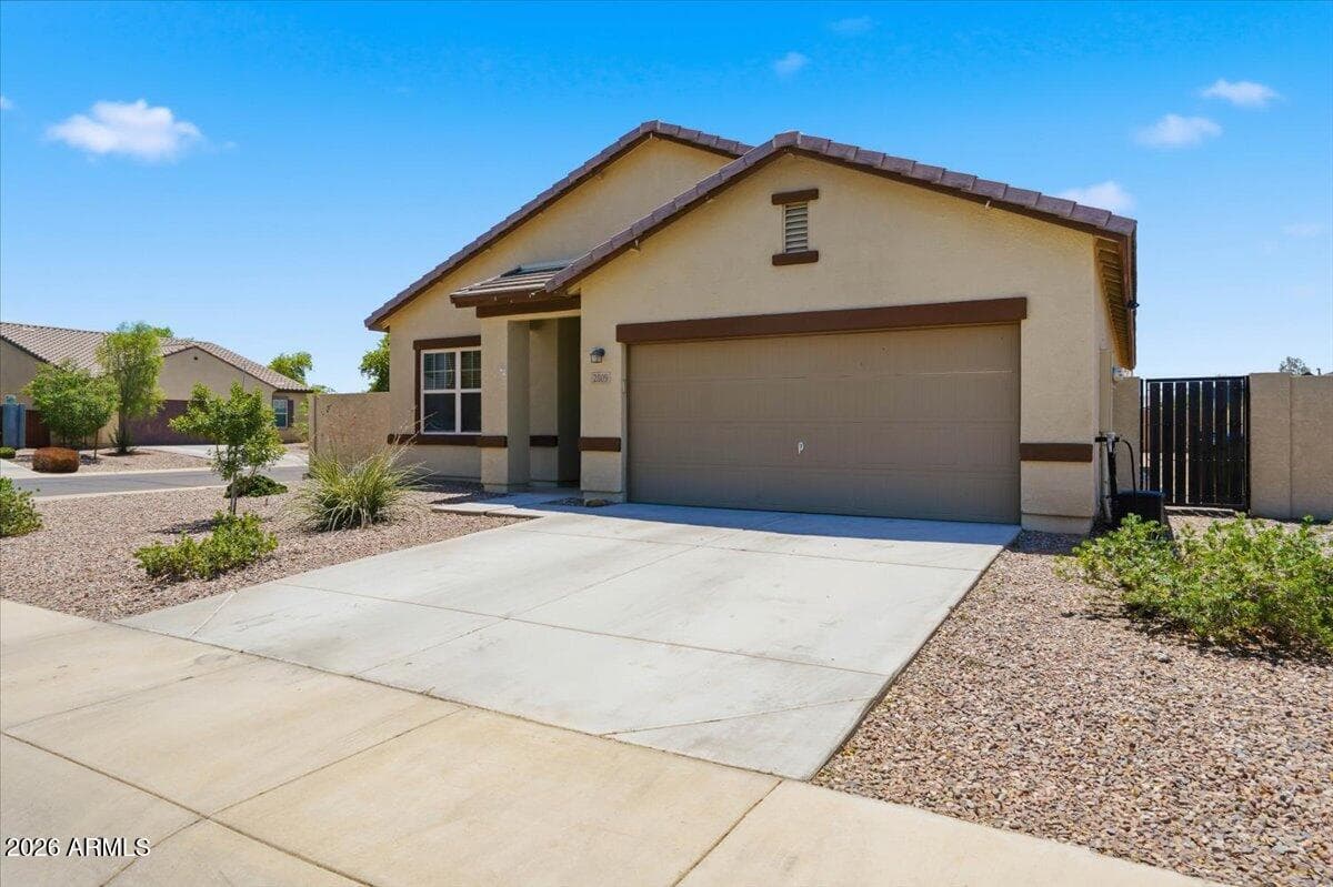 2809 E RENEGADE Trail, San Tan Valley, AZ 85143 — photo 38 of 51