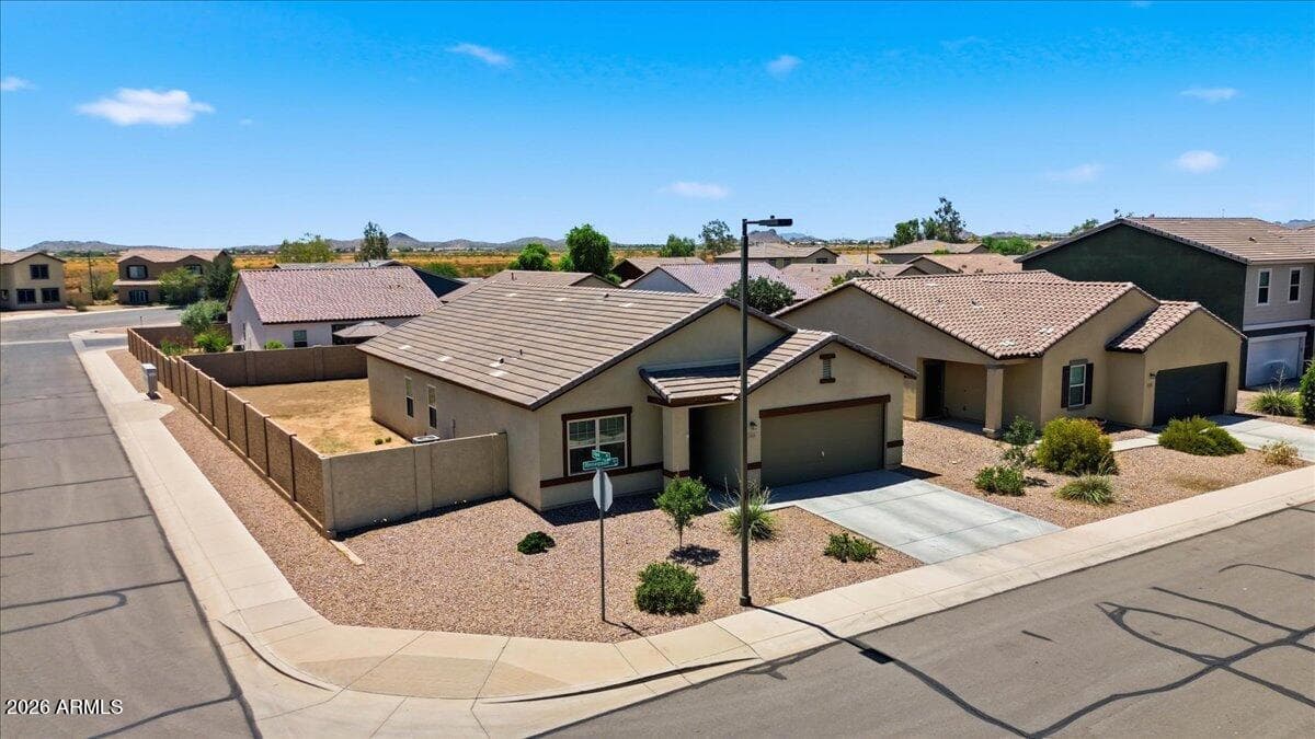2809 E RENEGADE Trail, San Tan Valley, AZ 85143 — photo 40 of 51