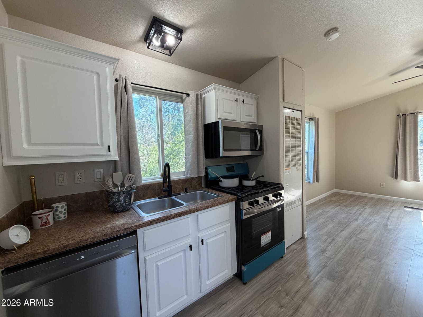615 West Street 27, Prescott, AZ 86305 — photo 11 of 23