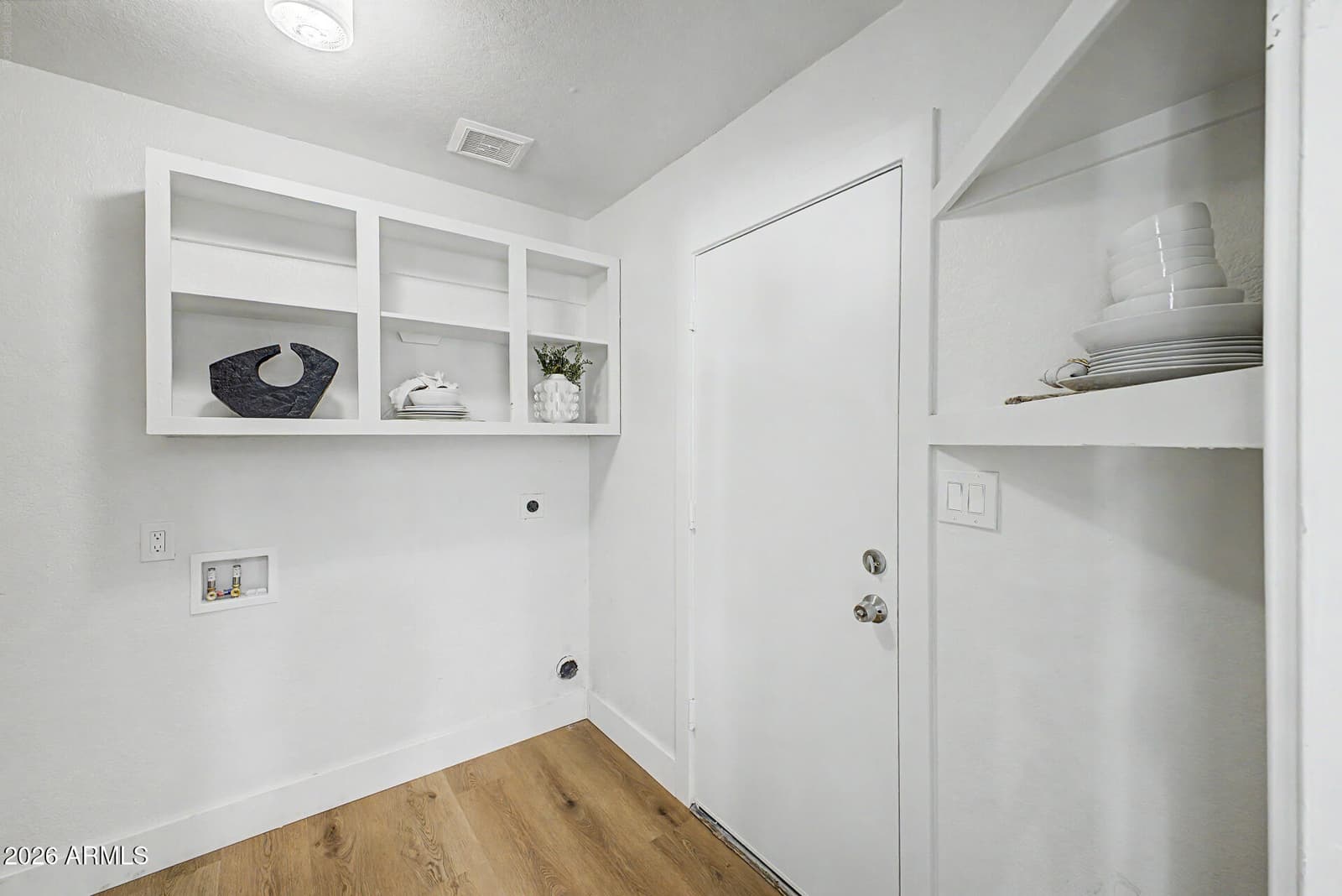 715 W LAGUNA AZUL Avenue, Mesa, AZ 85210 — photo 24 of 29