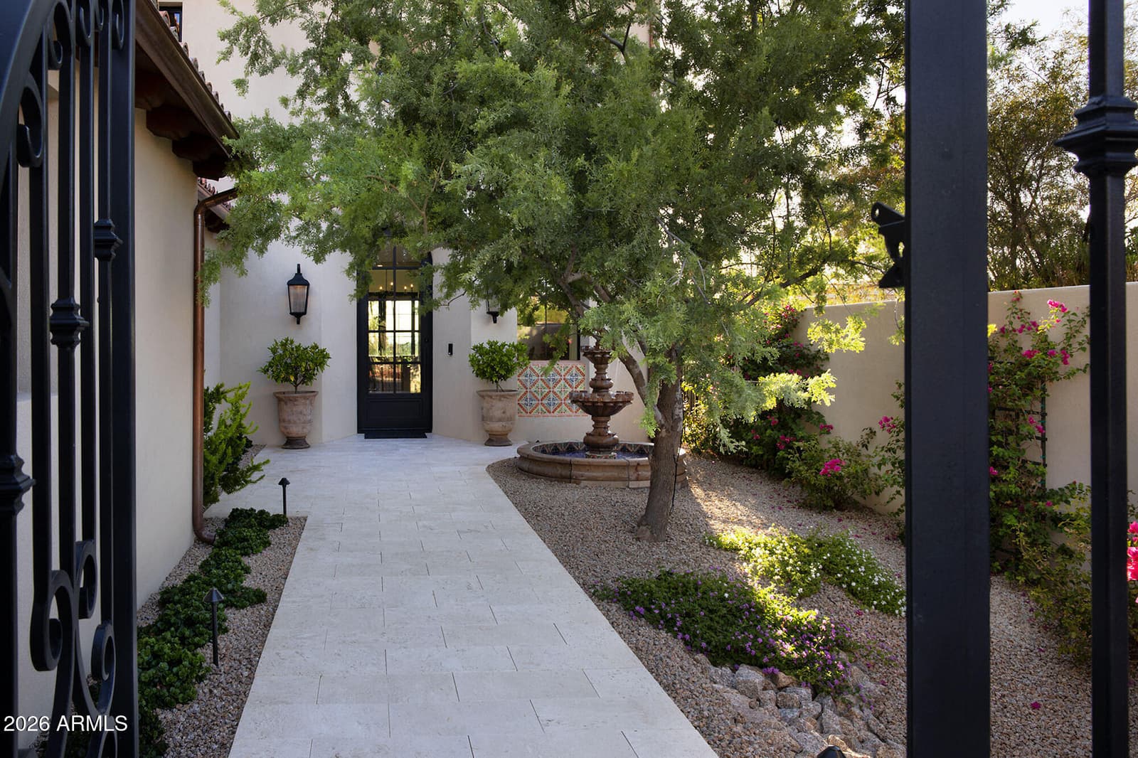 5830 N Echo Canyon Lane, Phoenix, AZ 85018 — photo 44 of 56