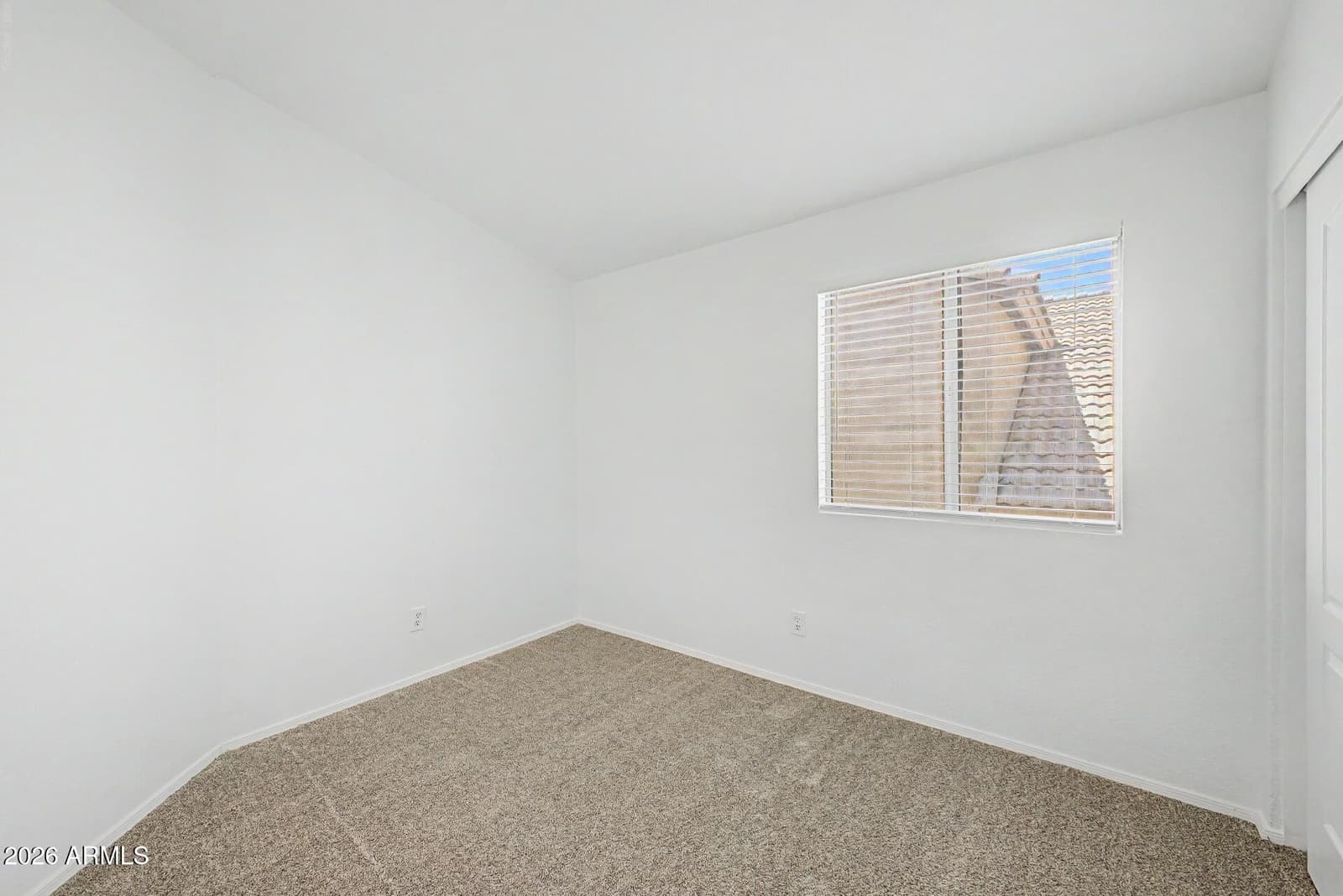 109 W SAGEBRUSH Street, Gilbert, AZ 85233 — photo 27 of 36