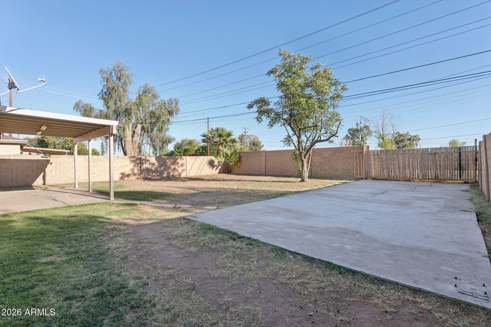 4505 W CRITTENDEN Lane, Phoenix, AZ 85031 — photo 12 of 19