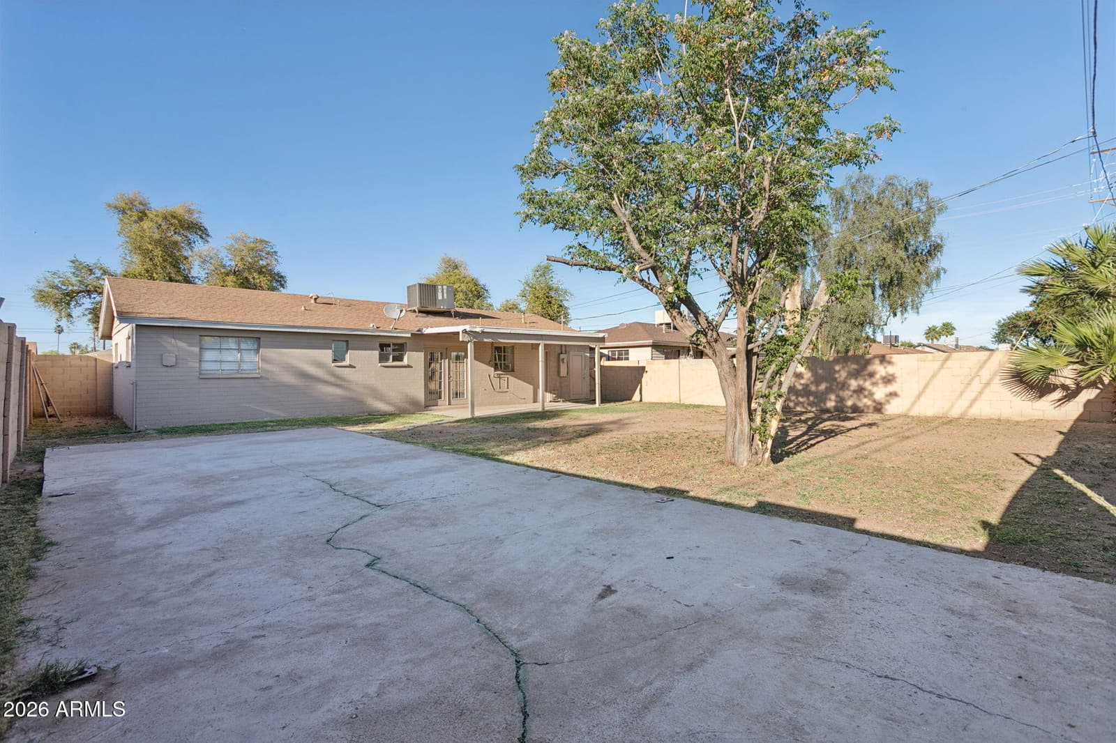 4505 W CRITTENDEN Lane, Phoenix, AZ 85031 — photo 13 of 19