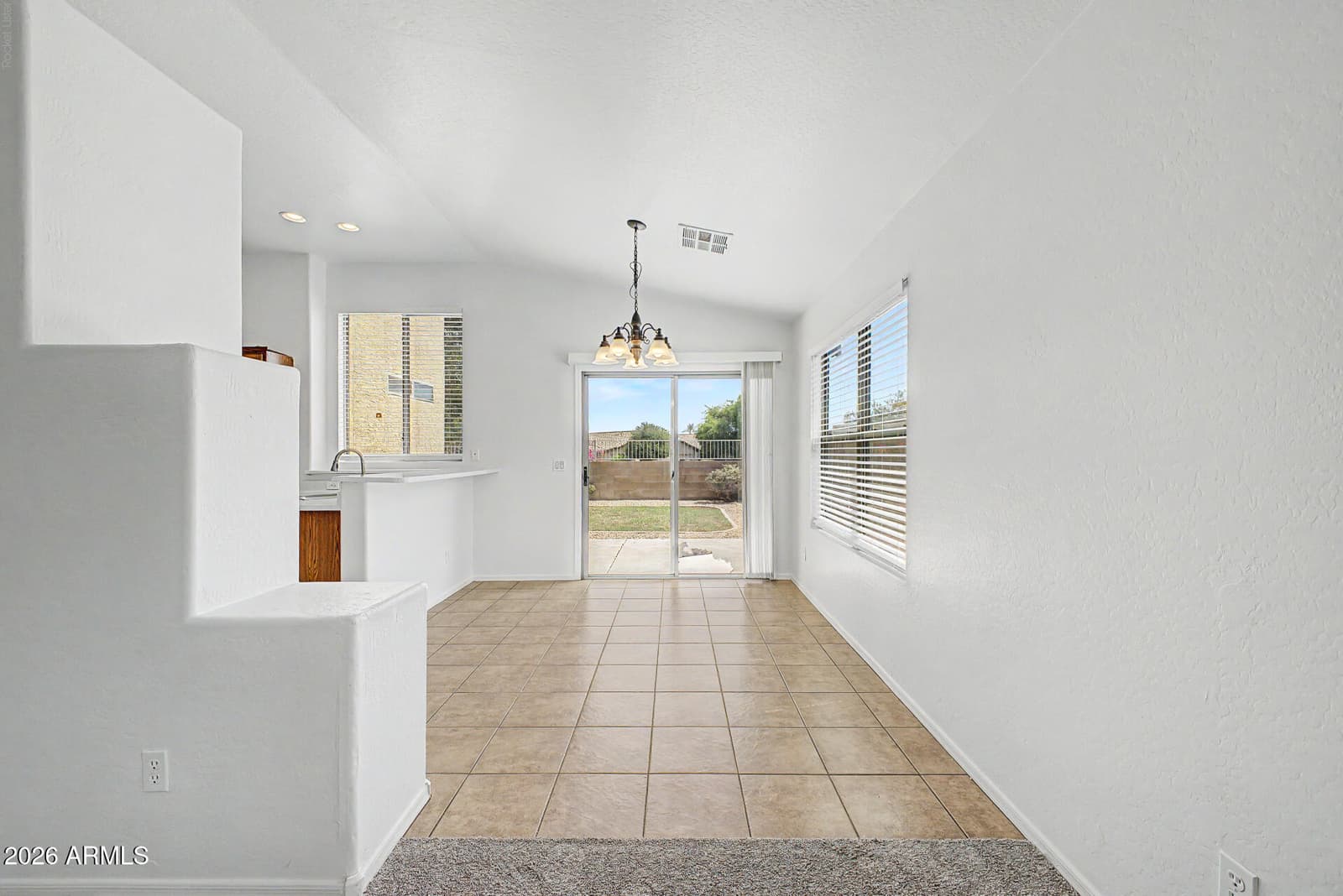 1234 W MESQUITE TREE Lane, San Tan Valley, AZ 85143 — photo 5 of 21