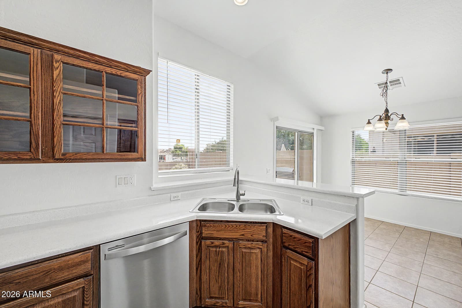 1234 W MESQUITE TREE Lane, San Tan Valley, AZ 85143 — photo 9 of 21