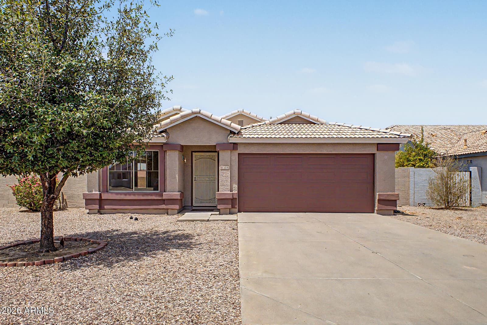 3866 S JOSHUA TREE Lane, Gilbert, AZ 85297 — photo 2 of 46