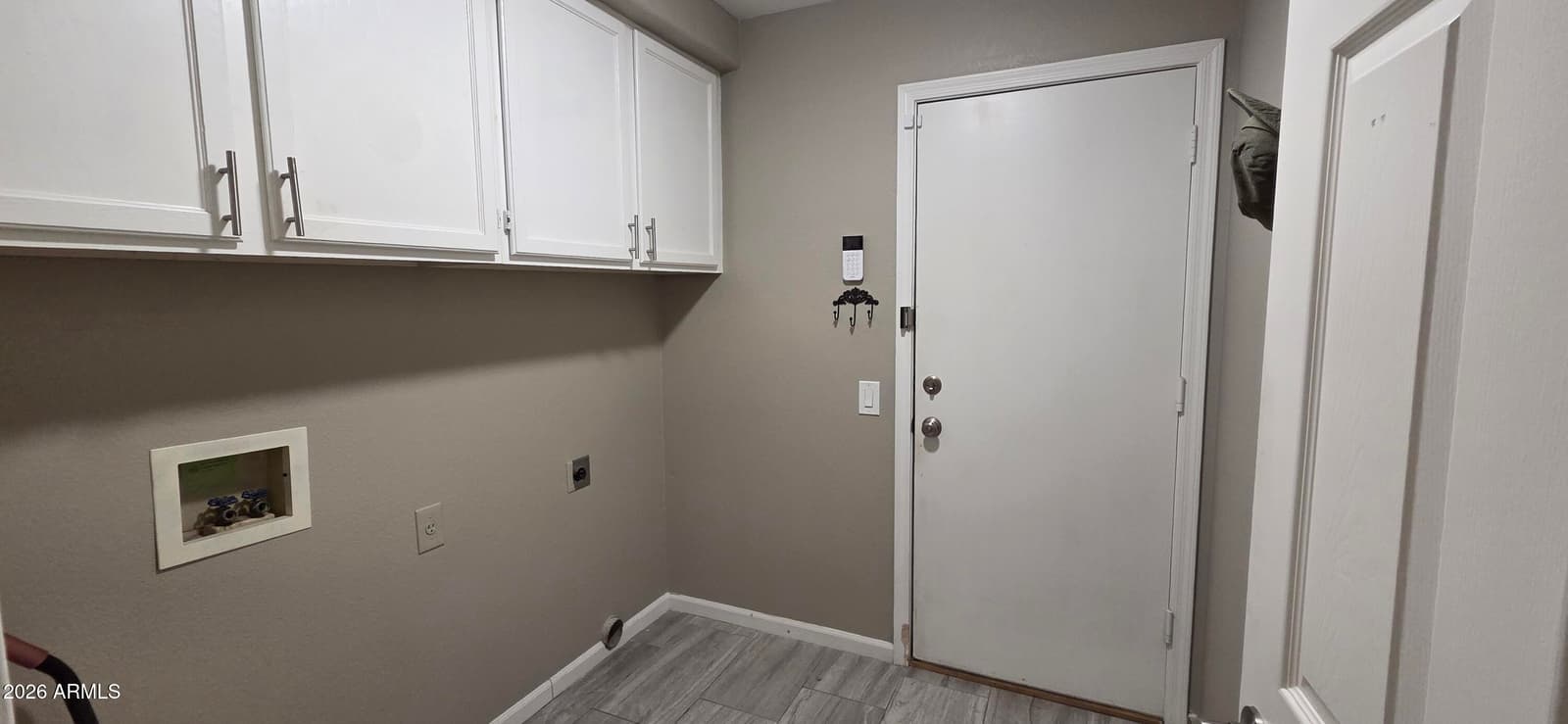 3124 N MEADOW Drive, Avondale, AZ 85392 — photo 15 of 33