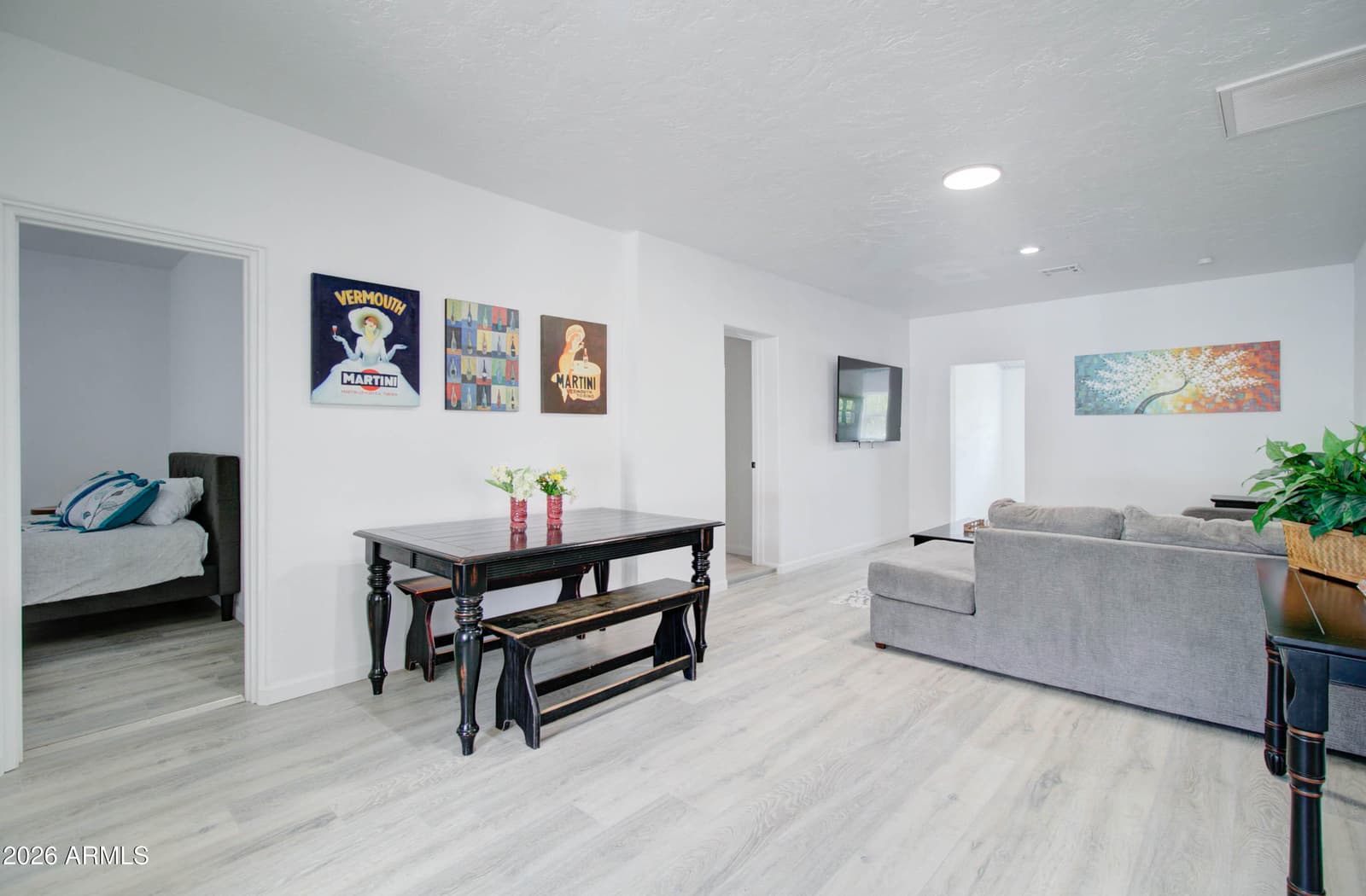 258 S SUTHERLAND Street, Globe, AZ 85501 — photo 12 of 33