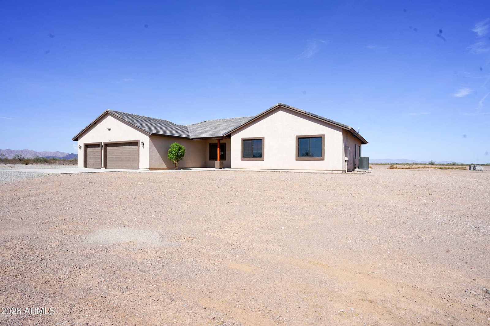 5751 N 407TH Avenue, Tonopah, AZ 85354 — photo 3 of 47