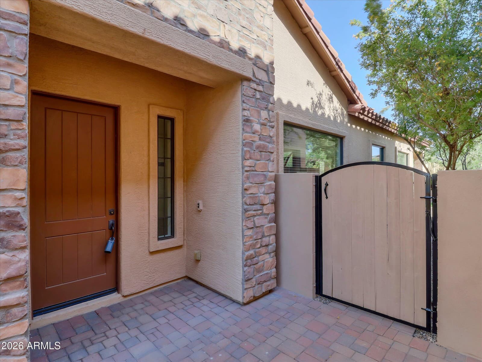 8532 E INCA Street, Mesa, AZ 85207 — photo 7 of 44