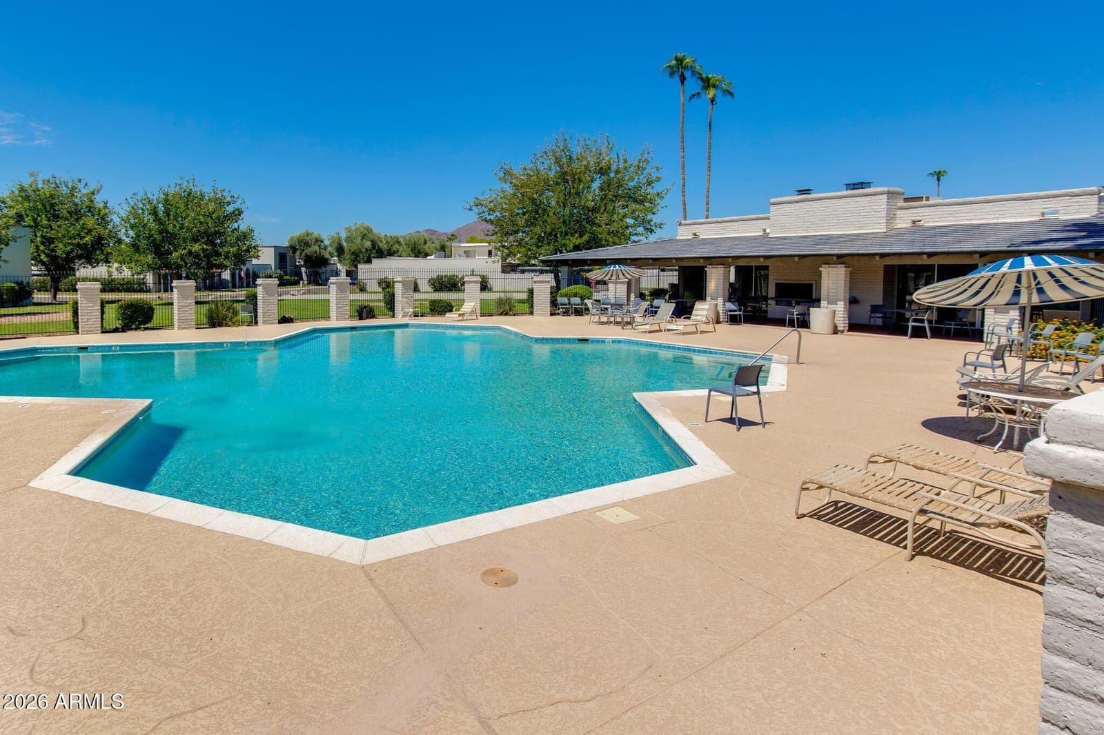 8323 E KEIM Drive, Scottsdale, AZ 85250 — photo 35 of 38