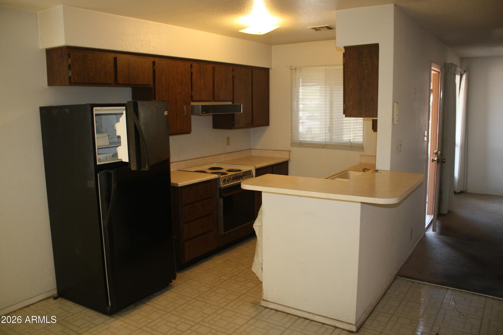 501 W HONONEGH Drive 4, Phoenix, AZ 85027 — photo 3 of 19